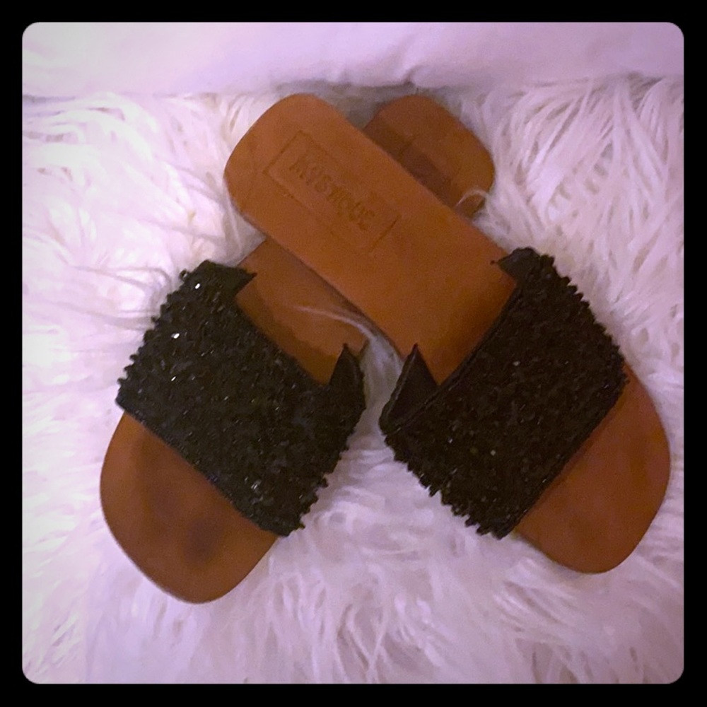 Beaded slide